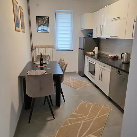 Omerovic - Panon Centar דירה