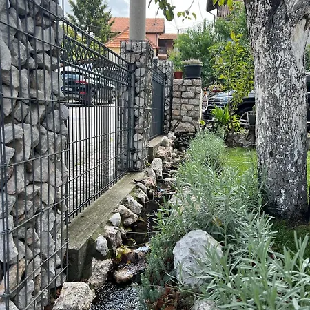 アパート Omerovic - Panon Centar トゥズラ